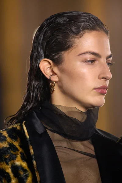 Look 85